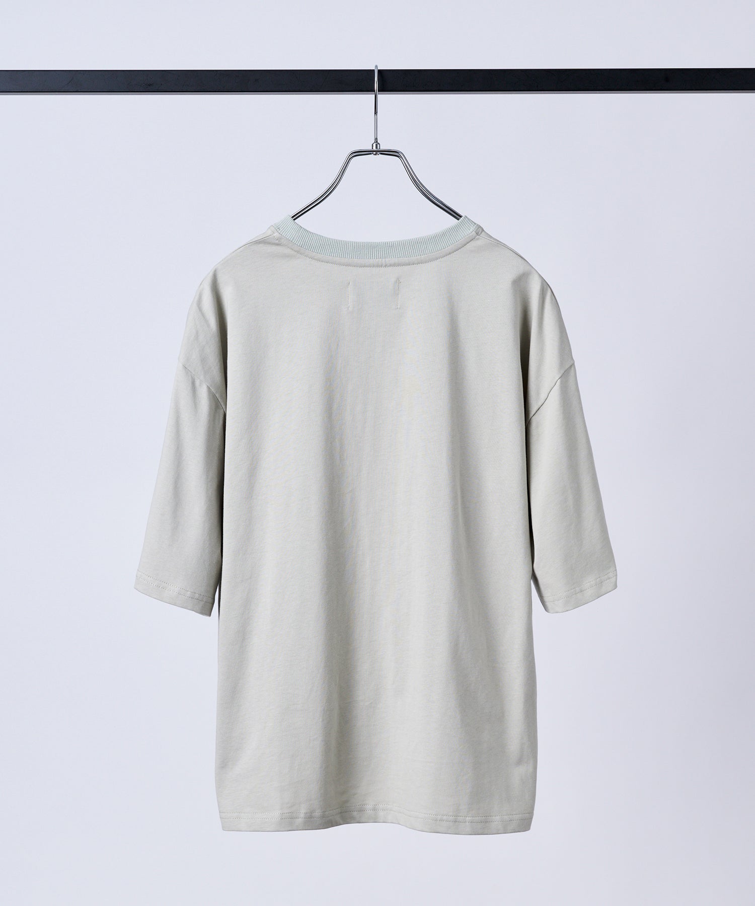 Tuck-Detail T-Shirt / タックディテールTシャツ