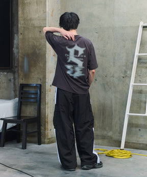 フェードロゴ ボックスシルエット グランジ風 レトロモチーフ バックプリント 半袖Tシャツ