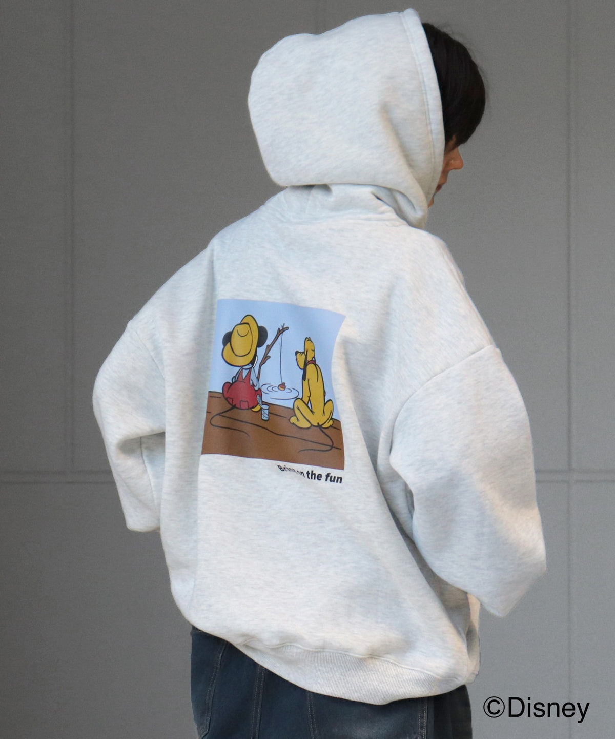 【Disney / ディズニー】ミッキー&プルート ワンポイント刺繍 / バックプリント ビッグシルエットプルオーバーフーディー パーカー