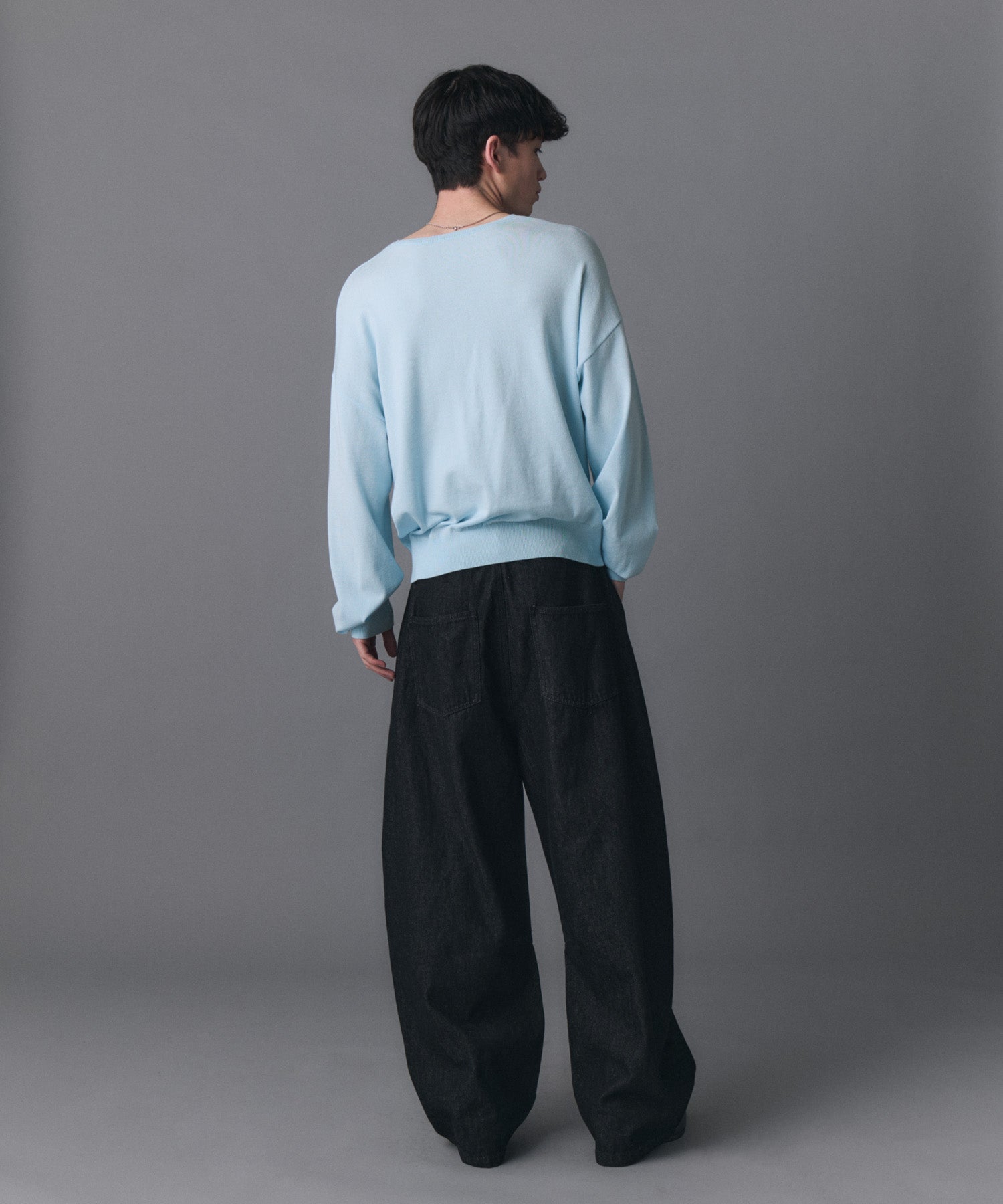 V-neck High Gauge Knit / Vネックハイゲージニット