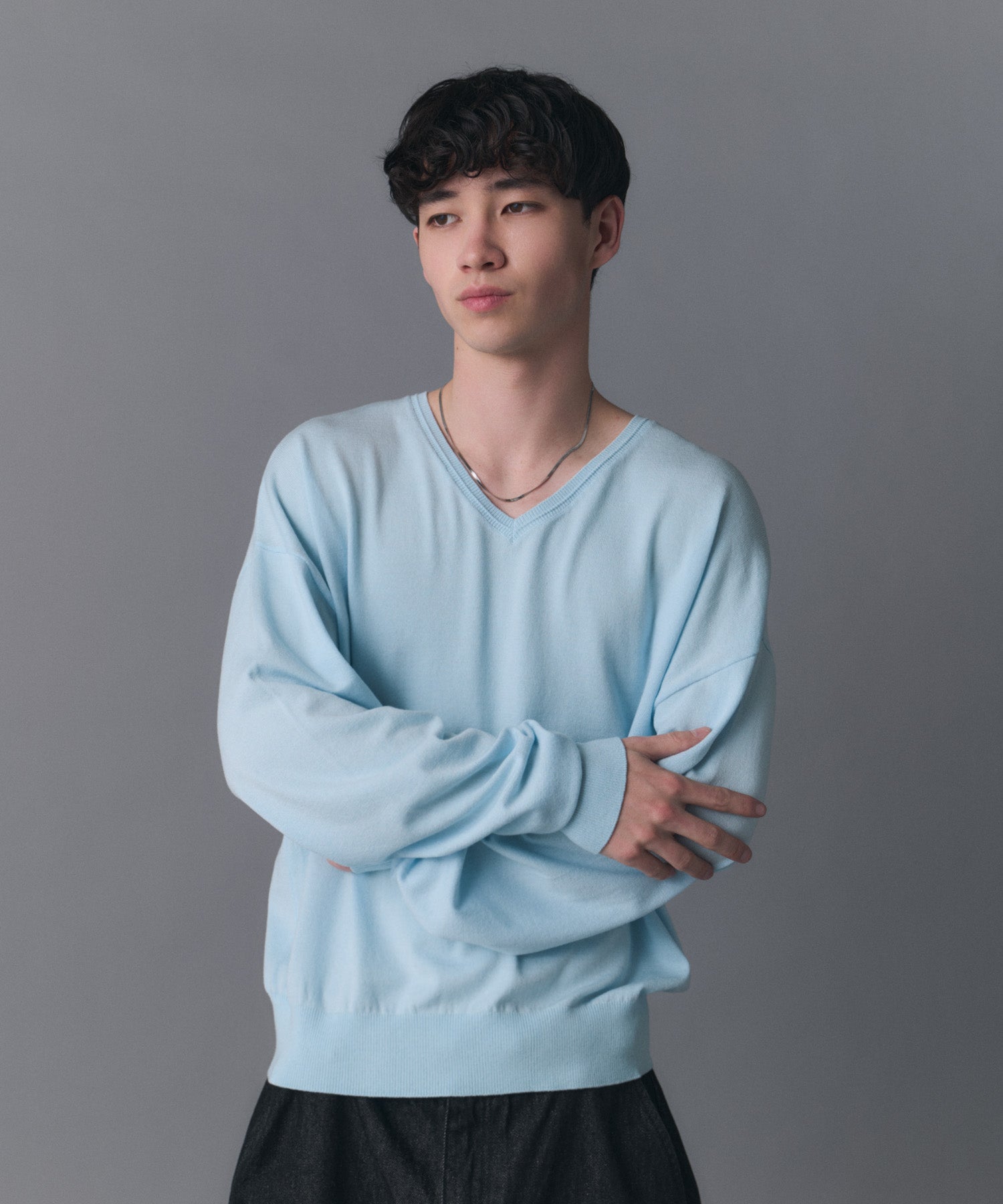 V-neck High Gauge Knit / Vネックハイゲージニット