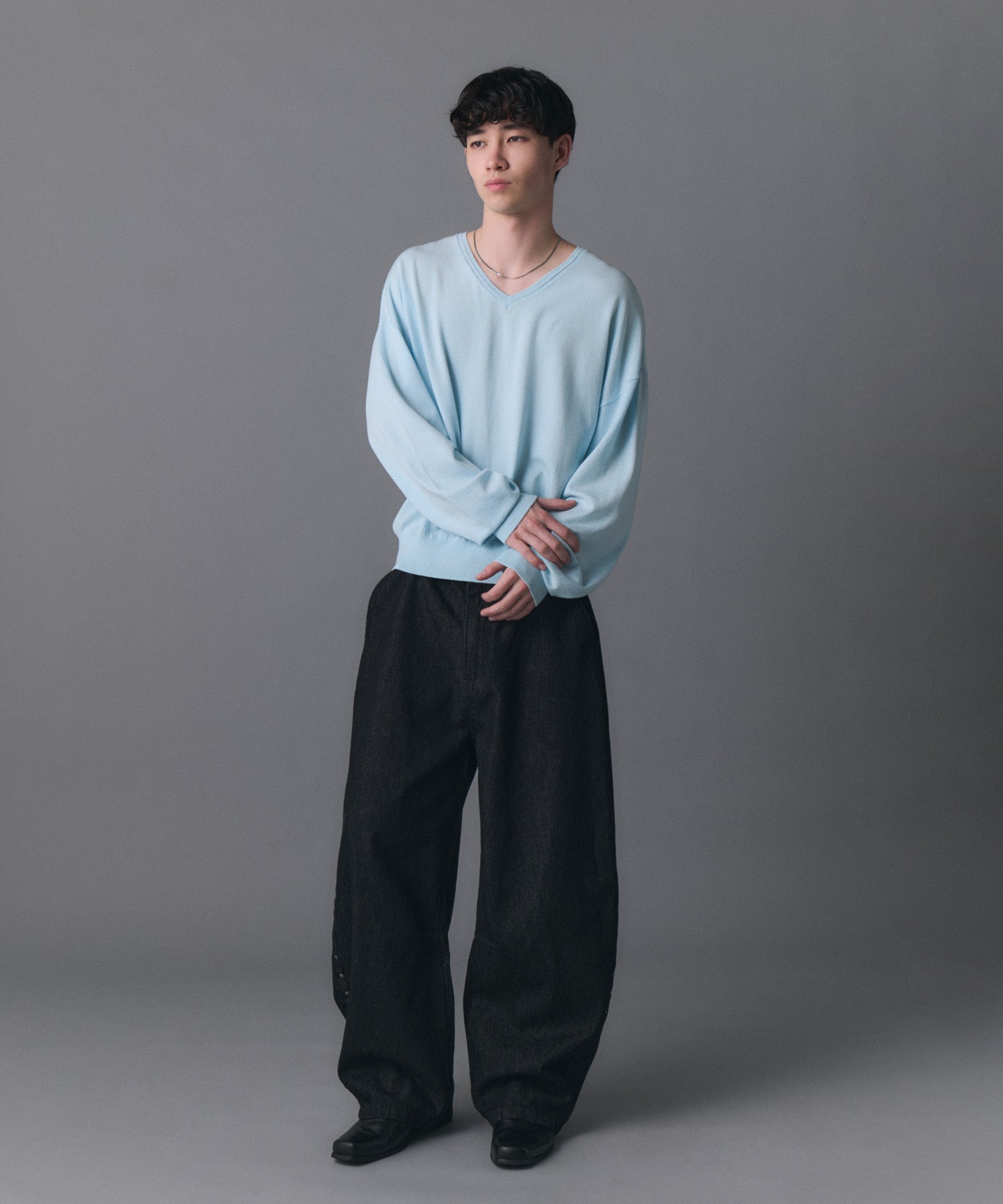 V-neck High Gauge Knit / Vネックハイゲージニット