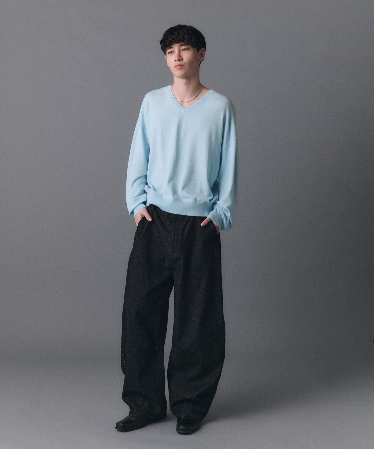 V-neck High Gauge Knit / Vネックハイゲージニット