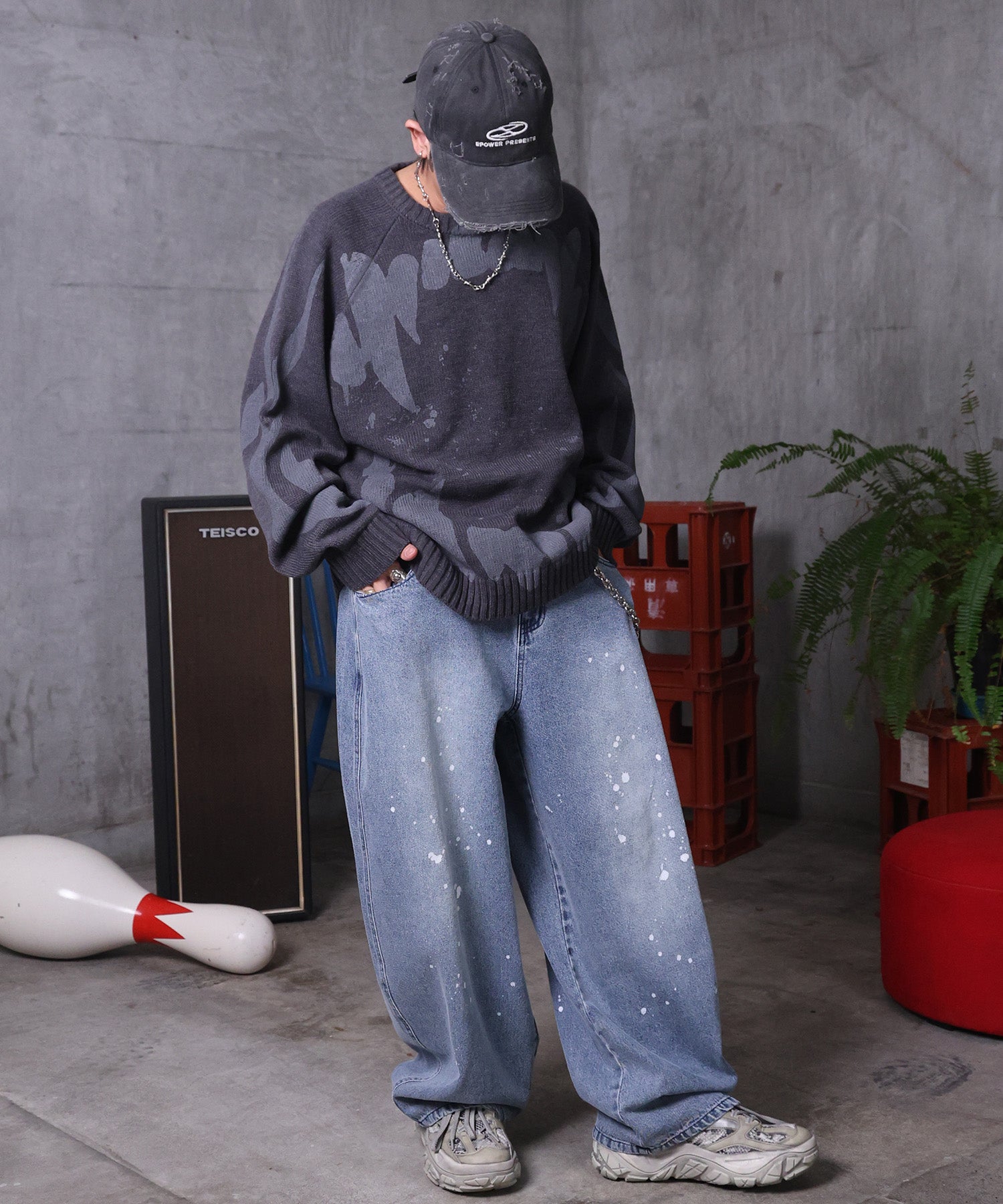 バレルレッグ ペインドデニムパンツ