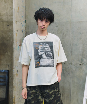VINTAGE LIKE GRAPHIC PHOTO T-SHIRT / ヴィンテージ風グラフィックフォトTシャツ