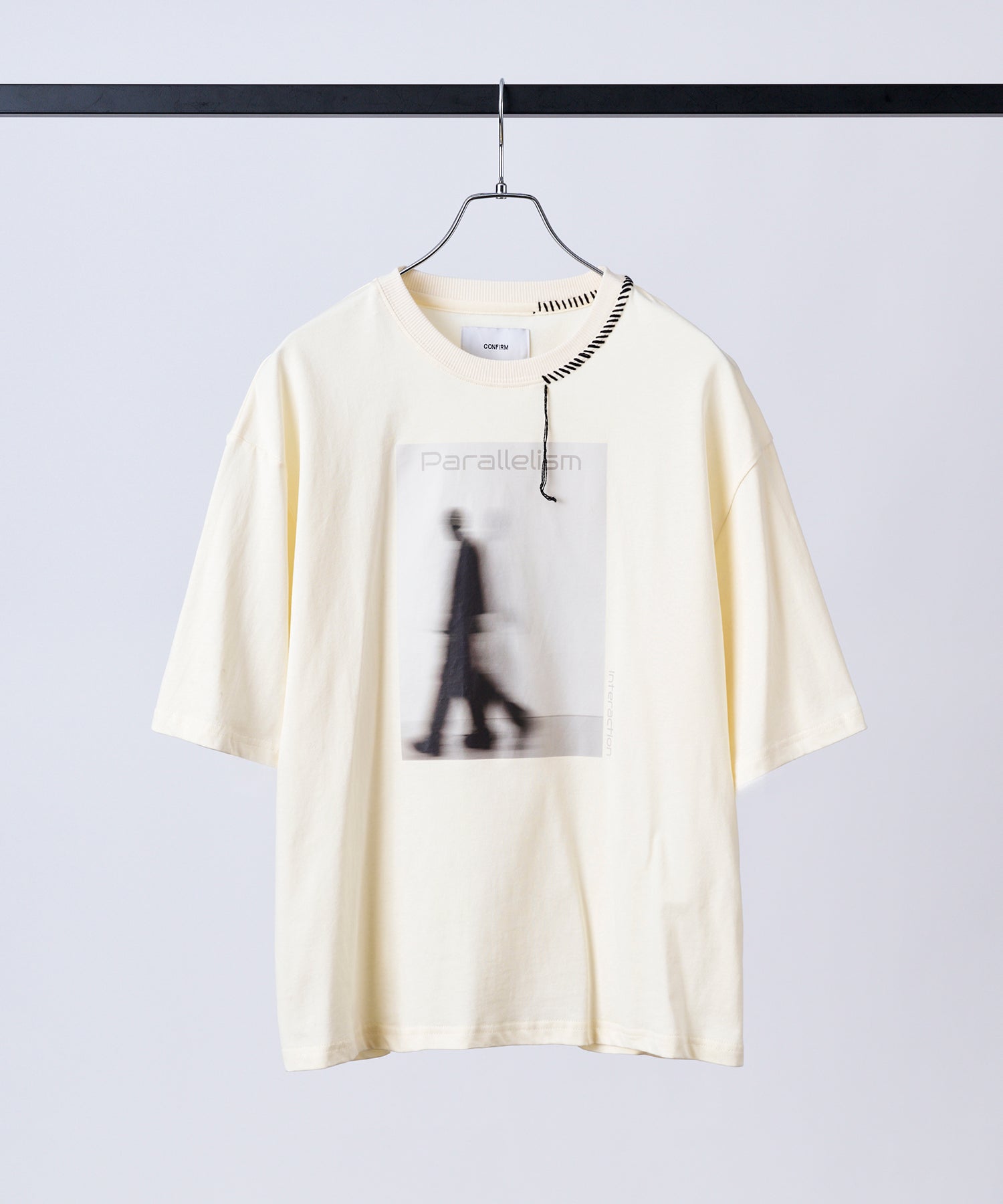 Neck Stitch Photo Graphic T-Shirt / ネックステッチ 写真グラフィックTシャツ