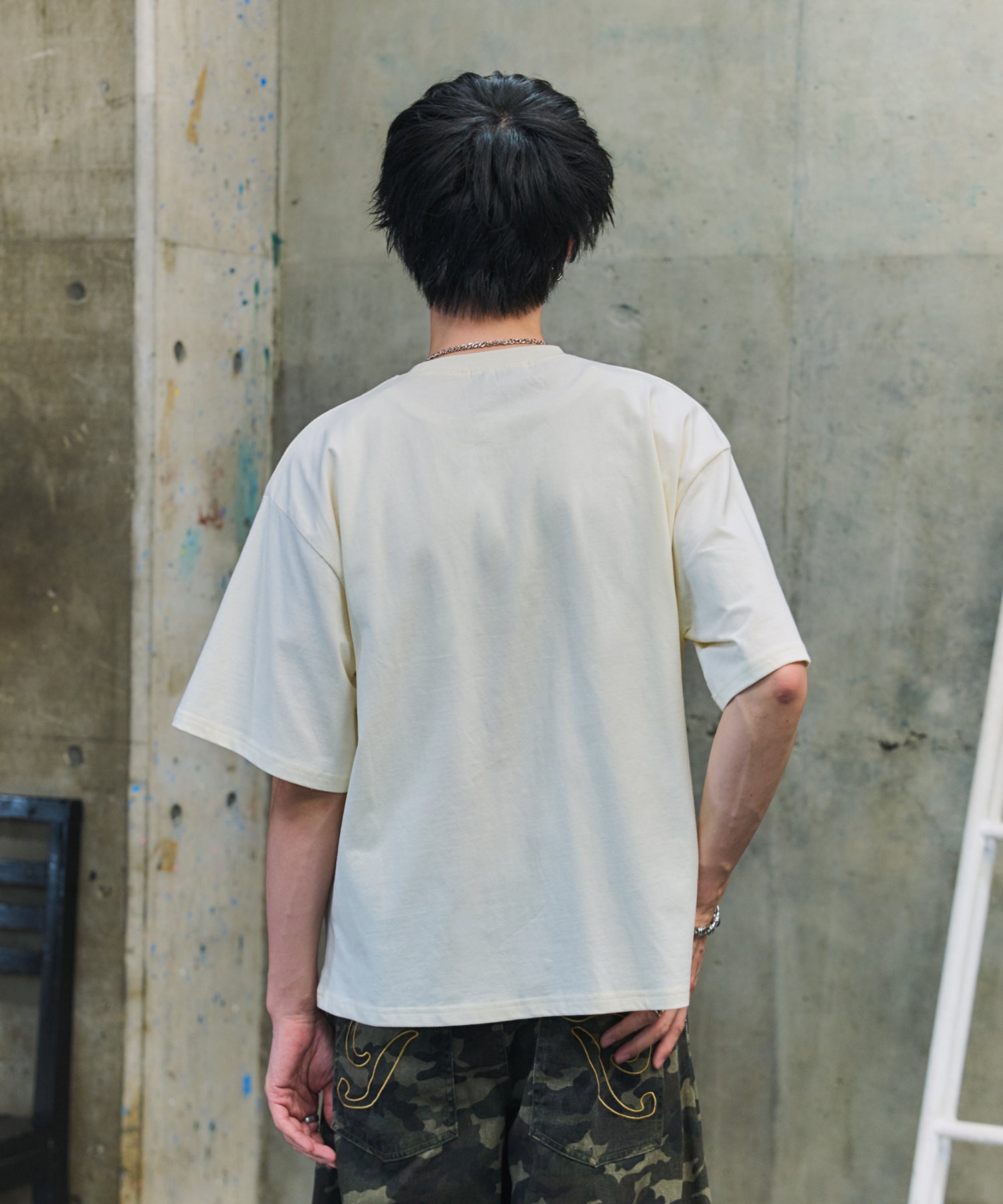 VINTAGE LIKE GRAPHIC PHOTO T-SHIRT / ヴィンテージ風グラフィックフォトTシャツ