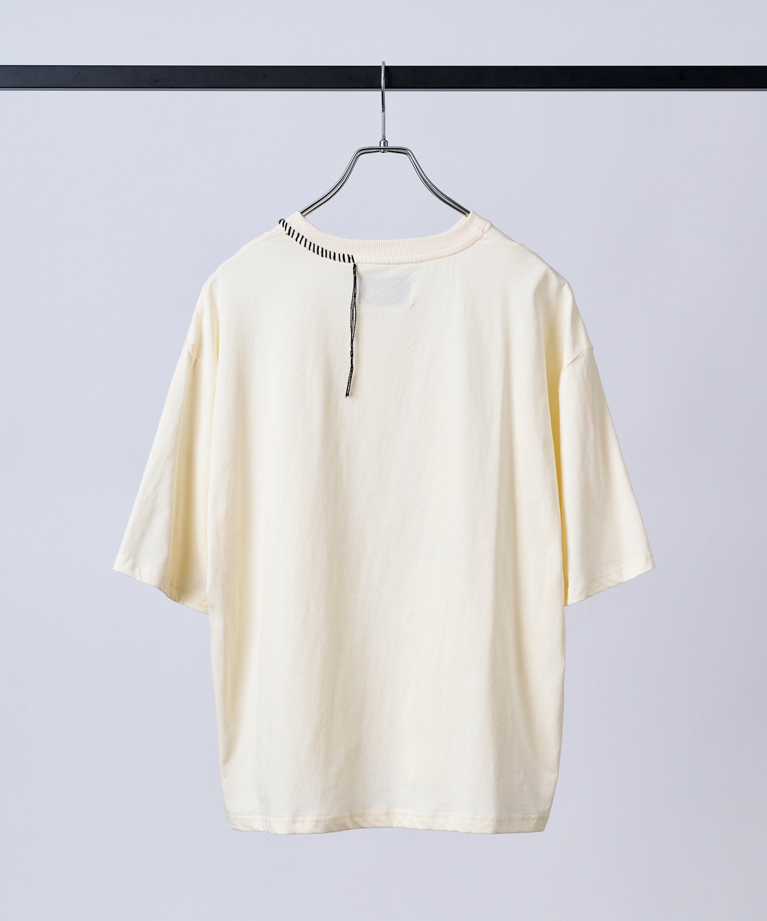 Neck Stitch Photo Graphic T-Shirt / ネックステッチ 写真グラフィックTシャツ