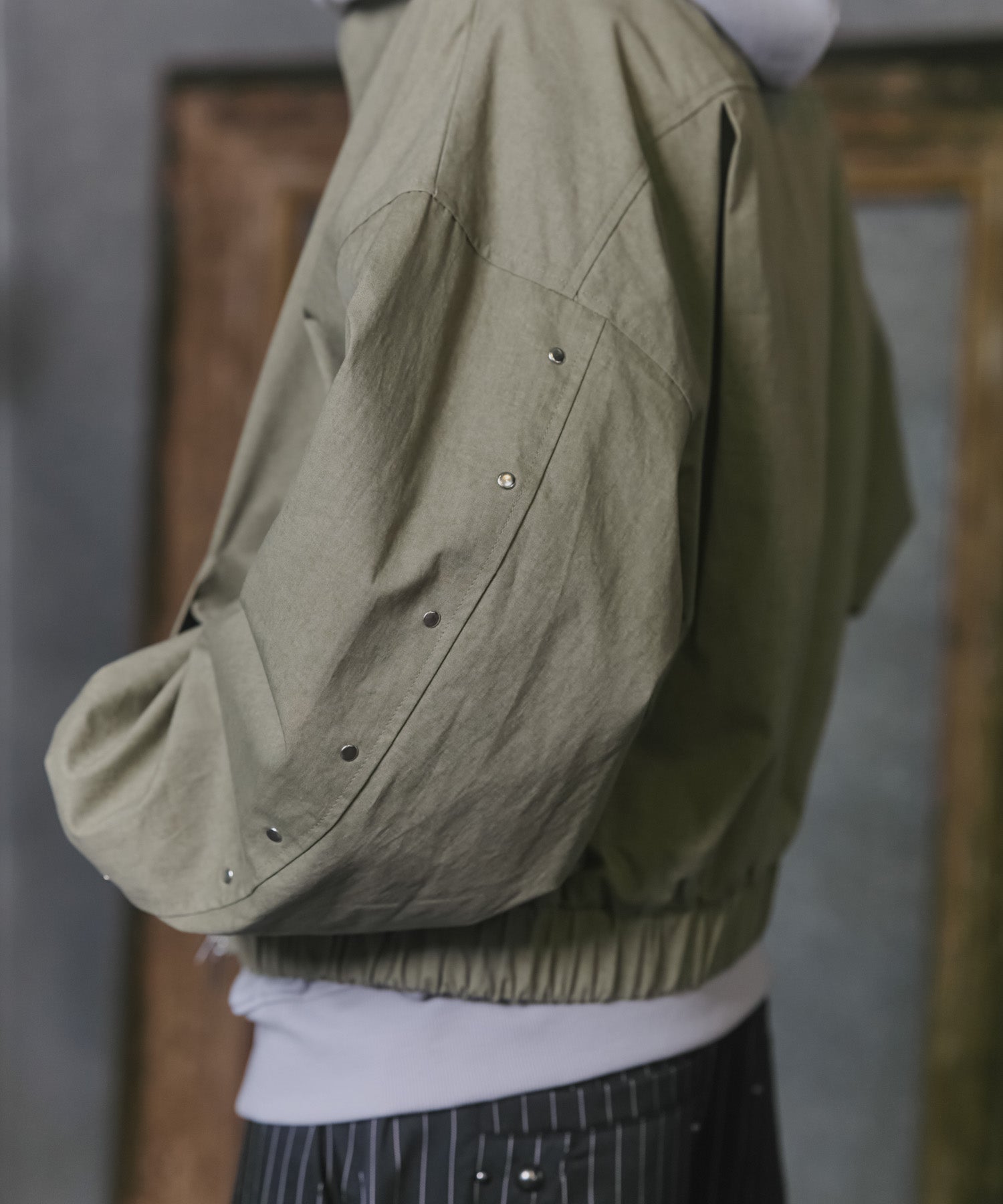 Peach Brushed Studded Blouson / ピーチ起毛スタッズブルゾン