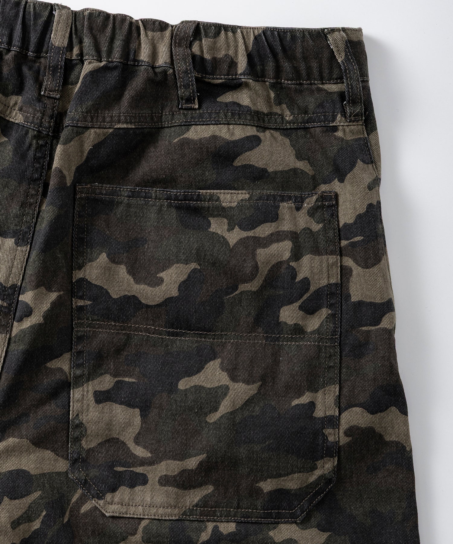 DOUBLE KNEE CURVE SHORTS / ダブルニーカーブショーツ