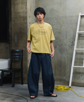 2-TUCK BACK EMBROIDERED STRIPE PANTS / ツータック バック刺繍 ストライプパンツ