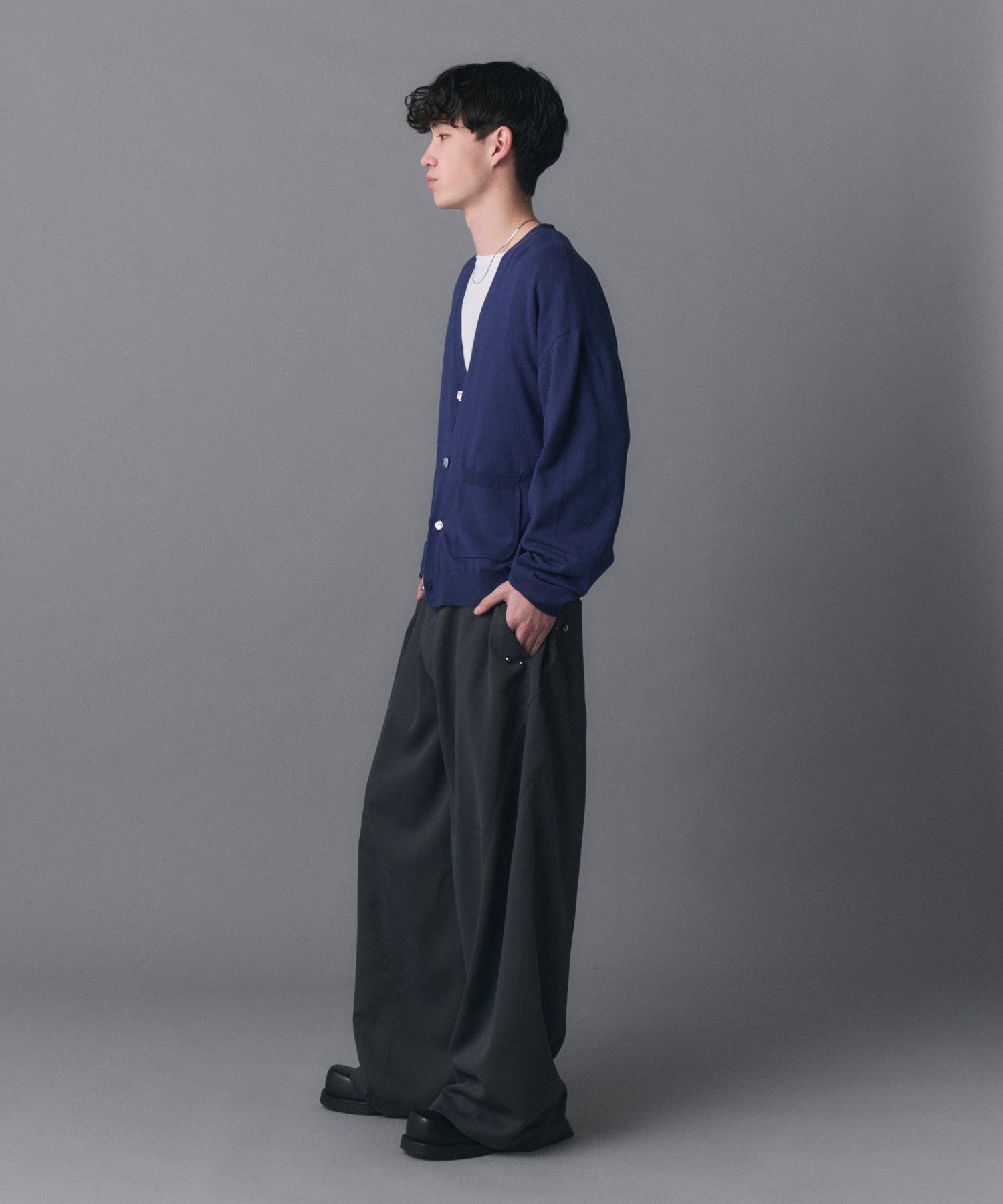 CONFIRM | Stone-like Button Cardigan / ストーンライクボタン
