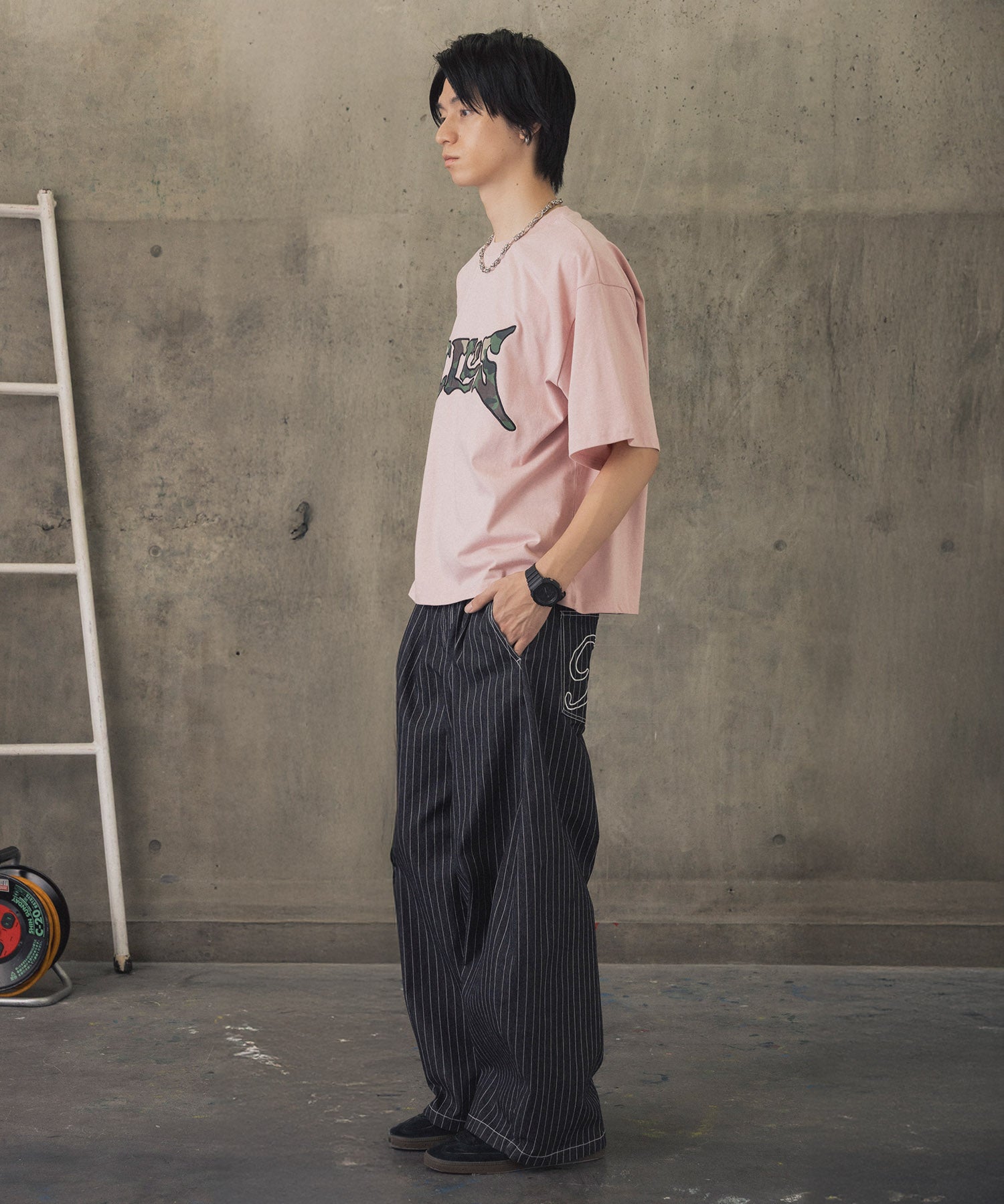 ASSORTED PATTERN GRAPHIC TEE / アソート柄グラフィックTシャツ