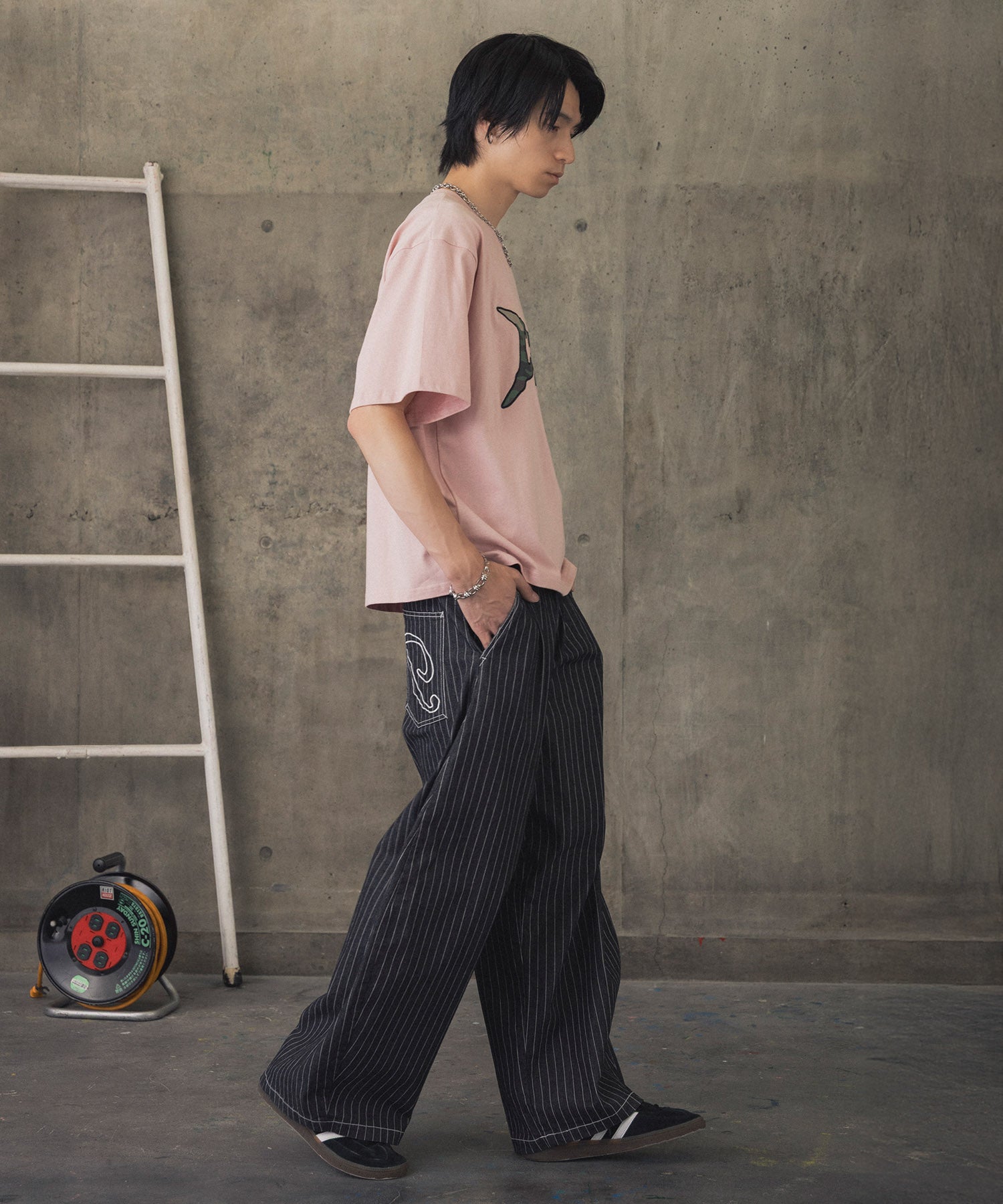 ASSORTED PATTERN GRAPHIC TEE / アソート柄グラフィックTシャツ