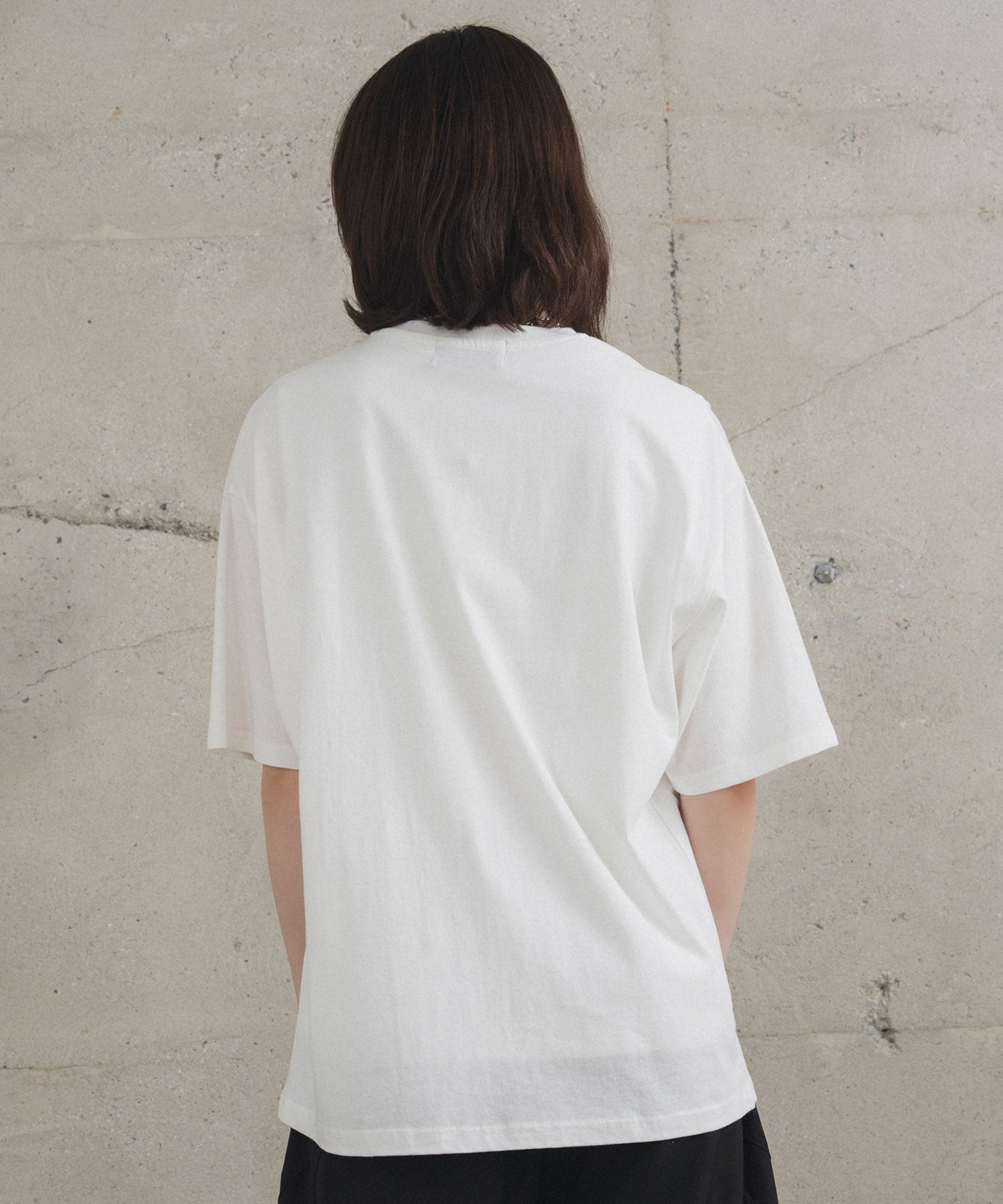 アブストラクトグラフィック箔プリント 半袖Tシャツ