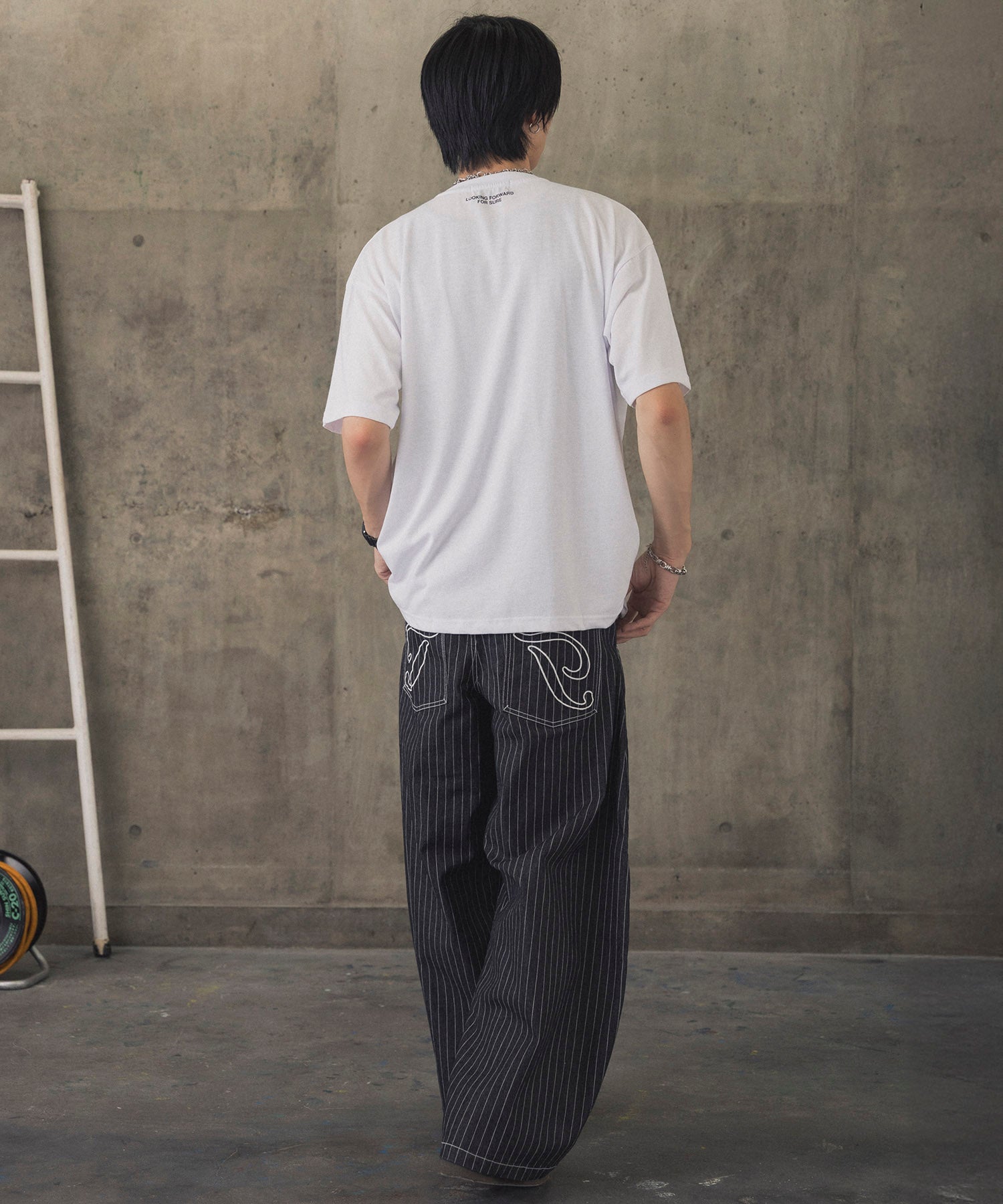 ヒゲオジサンC ワンポイント刺繍ロゴ ビッグシルエット半袖Tシャツ