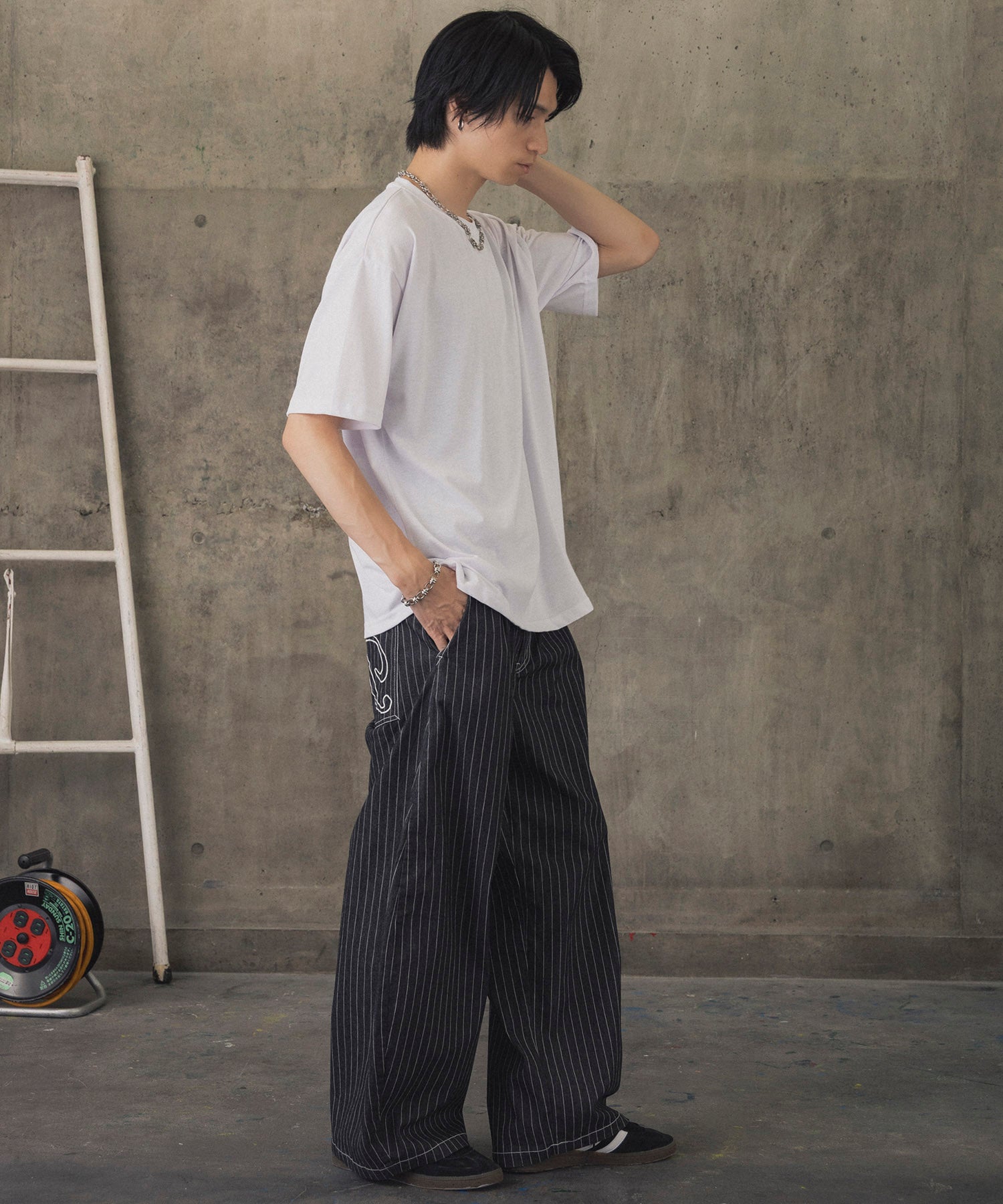 ヒゲオジサンC ワンポイント刺繍ロゴ ビッグシルエット半袖Tシャツ
