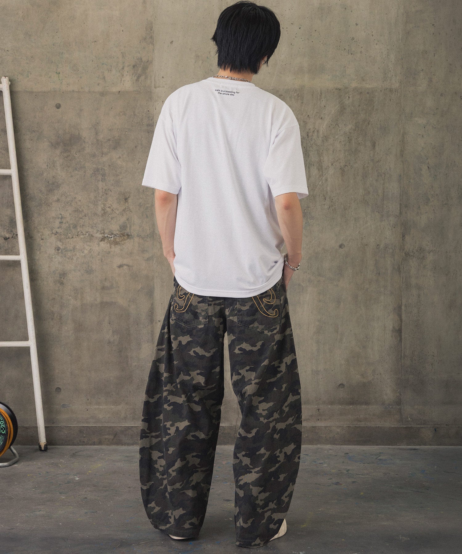 ウォーキングB ワンポイント刺繍ロゴ ビッグシルエット半袖Tシャツ