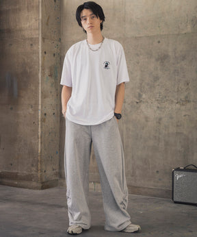 ヒゲオジサンA ワンポイント刺繍ロゴ ビッグシルエット半袖Tシャツ
