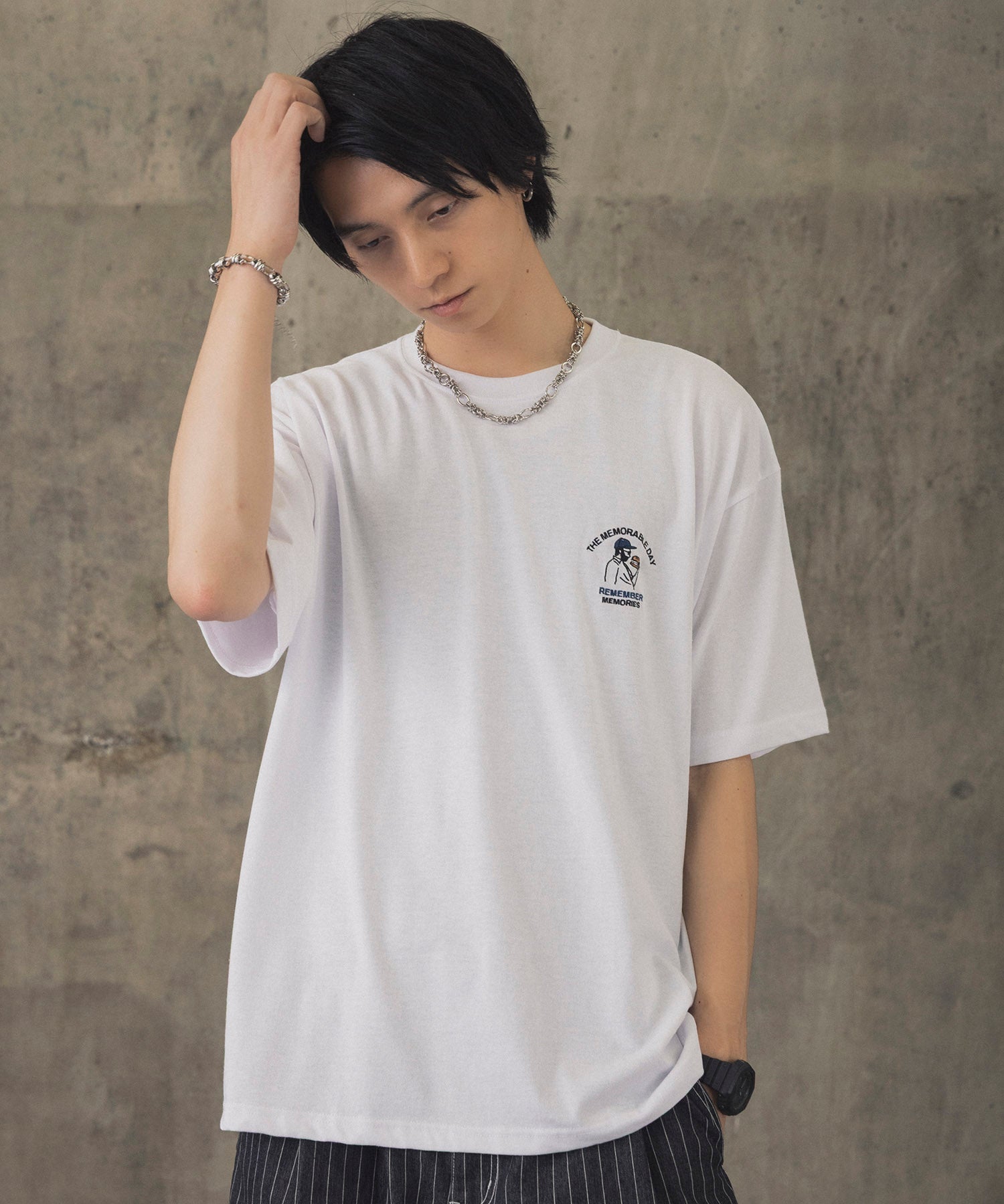 ヒゲオジサンC ワンポイント刺繍ロゴ ビッグシルエット半袖Tシャツ
