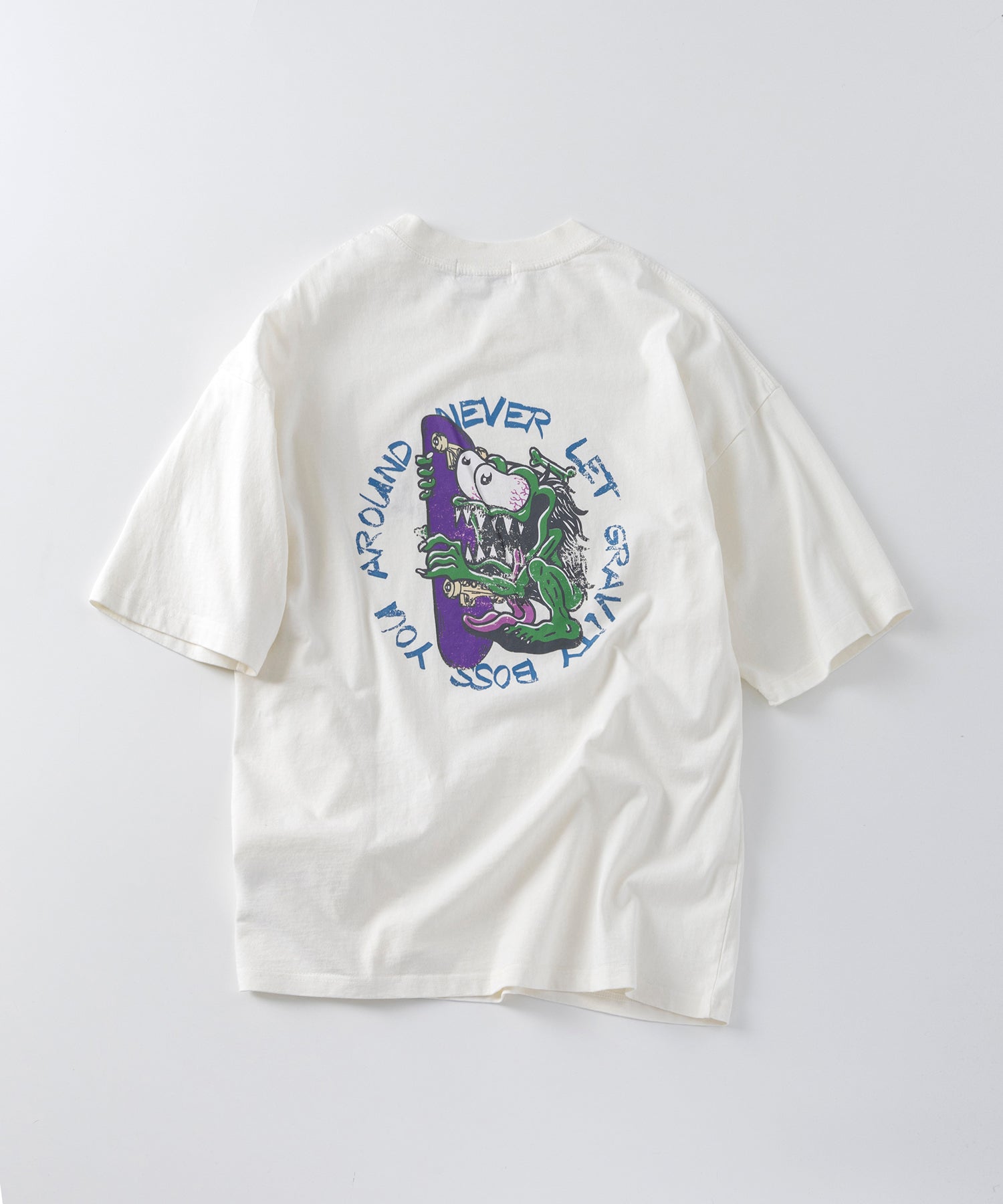 【AIRWALK】ヴィンテージライク モンスターグラフィック ボックスシルエット半袖Tシャツ