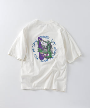 【AIRWALK】ヴィンテージライク モンスターグラフィック ボックスシルエット半袖Tシャツ