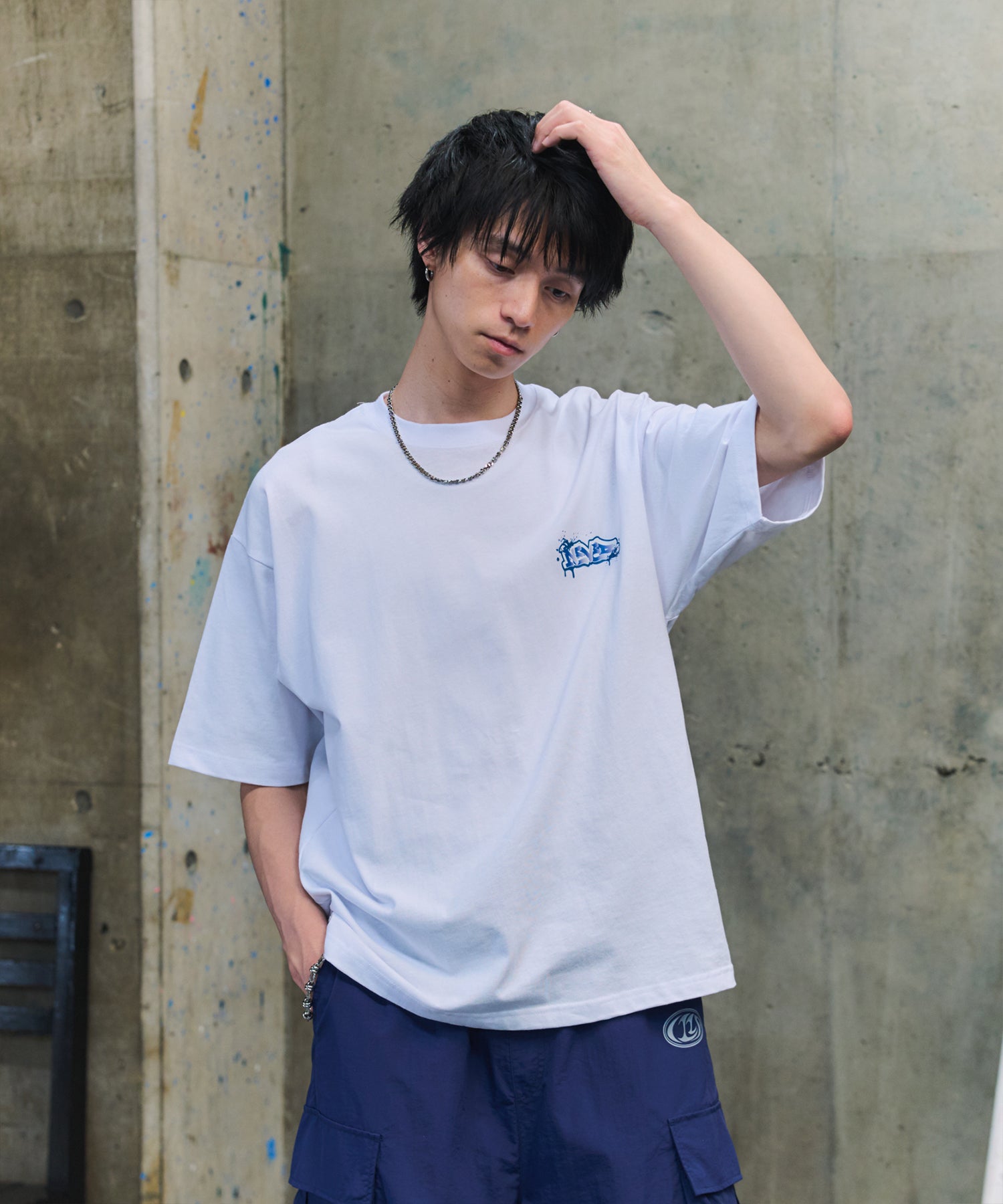 ボックスシルエット スプラッシュ タギング ストリートグラフィック 半袖Tシャツ