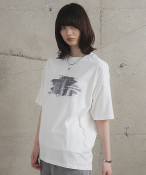 アブストラクトグラフィック箔プリント 半袖Tシャツ