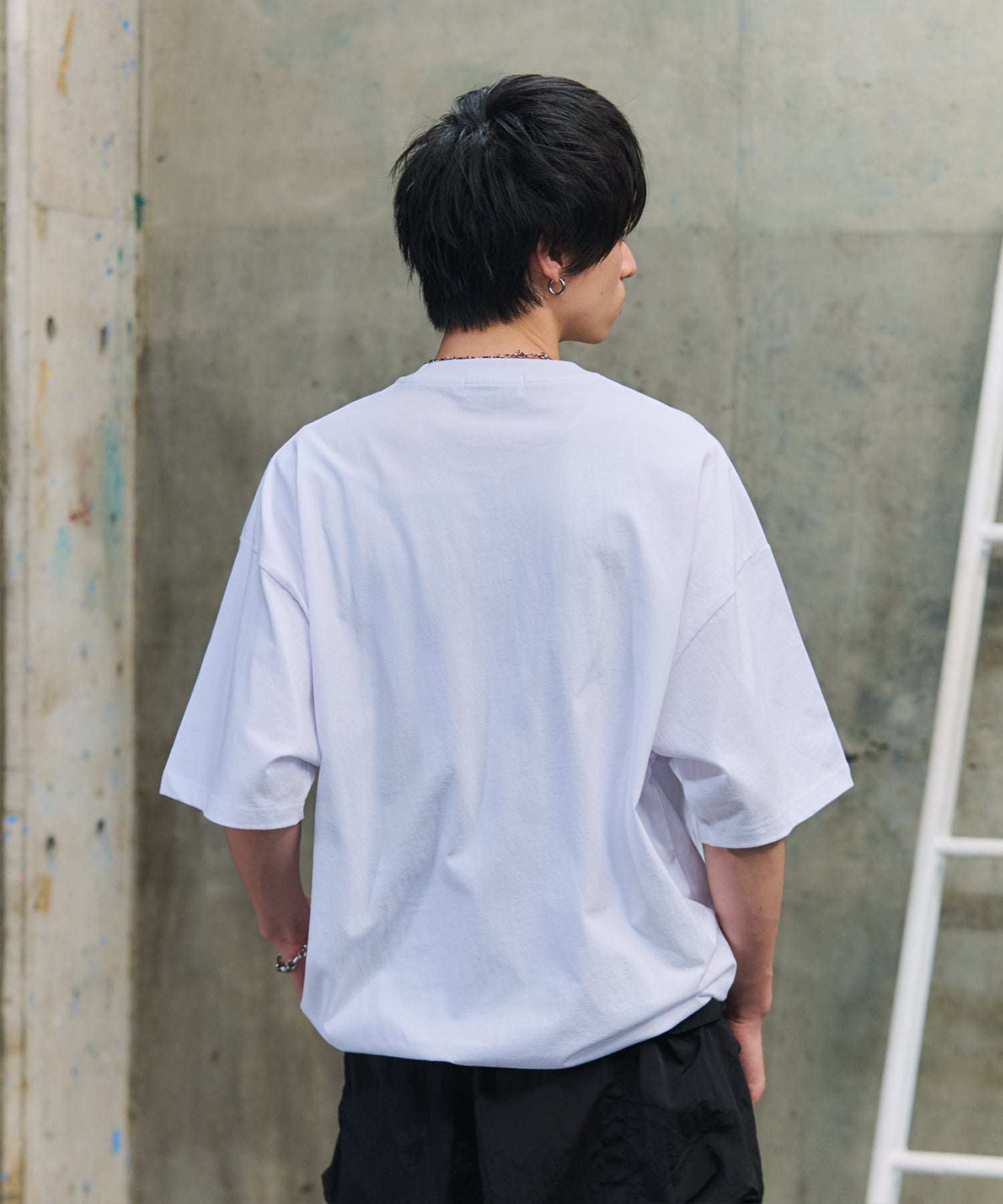 ビッグシルエット ワンポイント刺繍 裾ドローコード Tシャツ