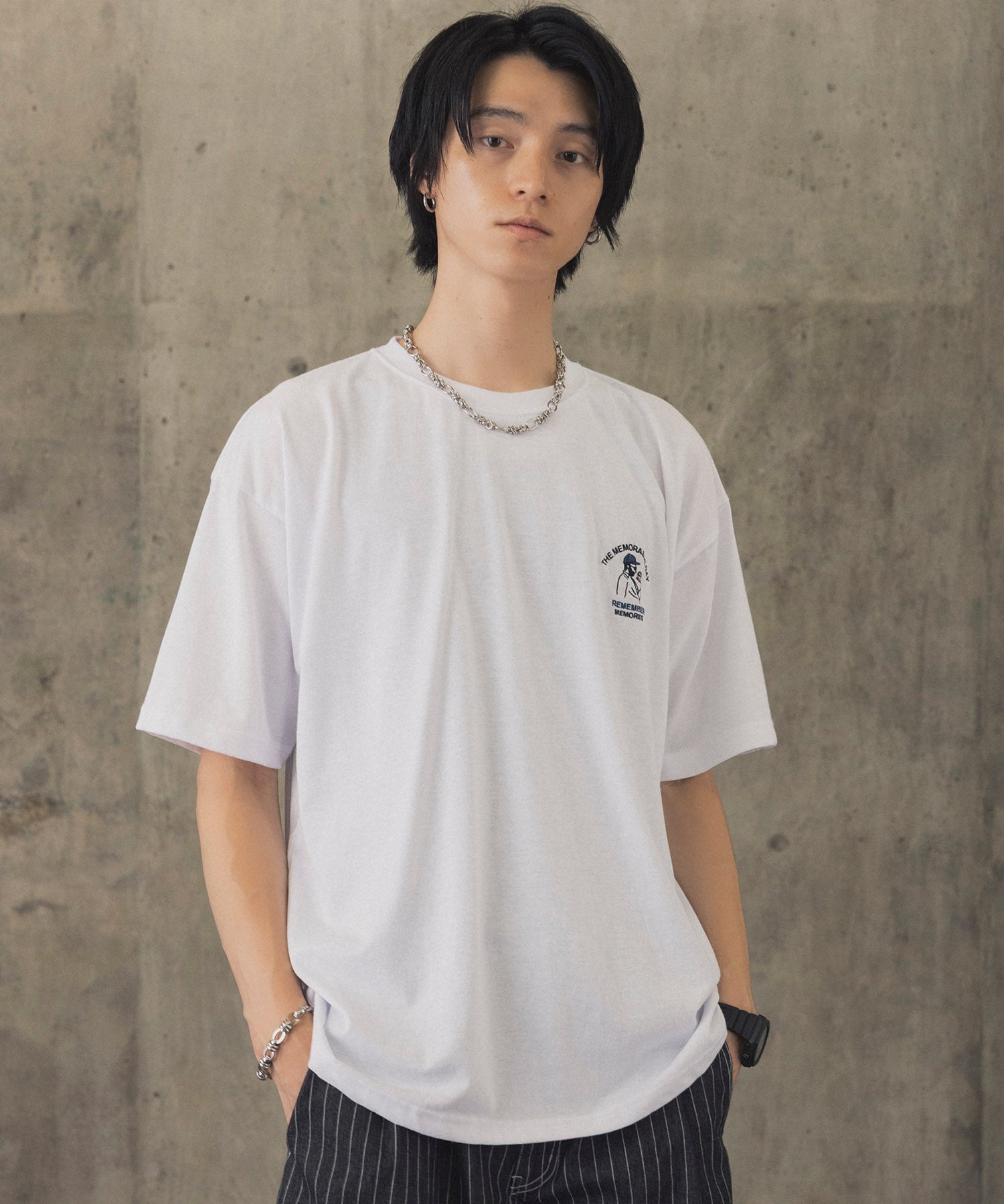 ヒゲオジサンC ワンポイント刺繍ロゴ ビッグシルエット半袖Tシャツ