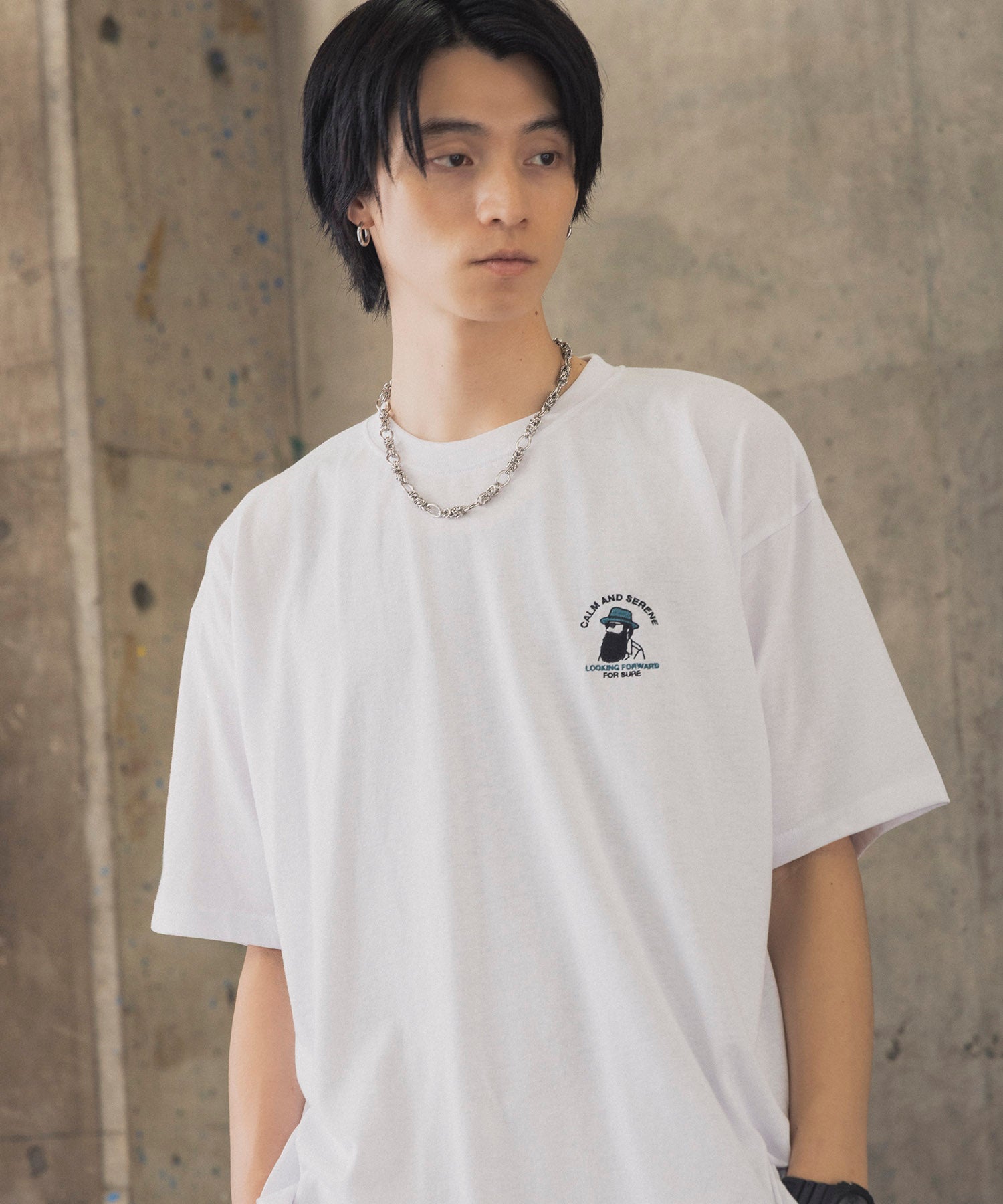 ヒゲオジサンA ワンポイント刺繍ロゴ ビッグシルエット半袖Tシャツ