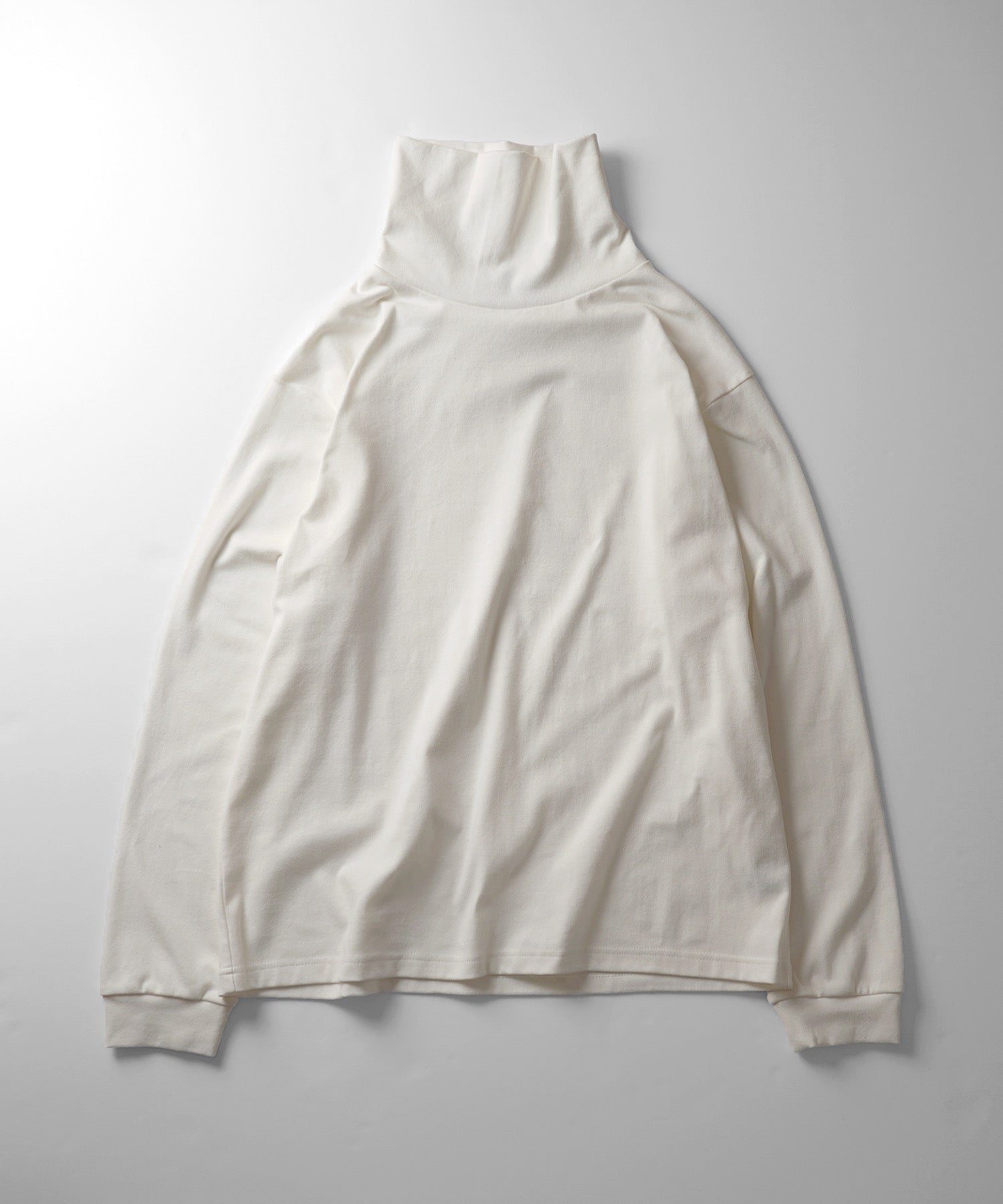 フライス ベーシックタートルネックロンT