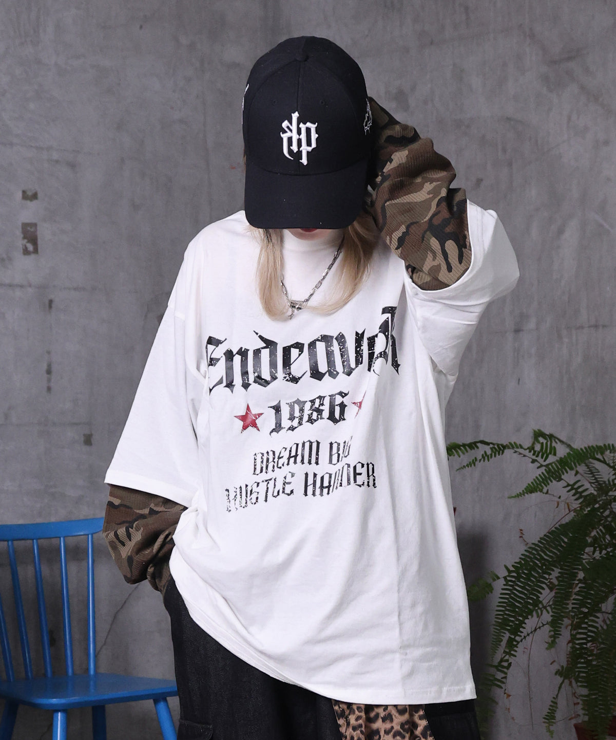 【MAROCORE / マロコア】フェイクレイヤード 袖 カモ柄 プリント ロンT