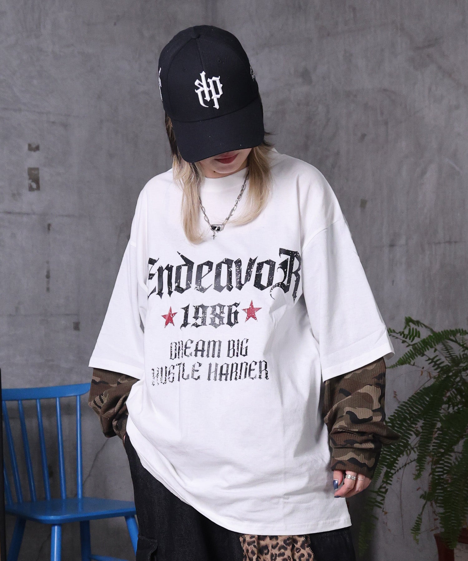 【MAROCORE / マロコア】フェイクレイヤード 袖 カモ柄 プリント ロンT