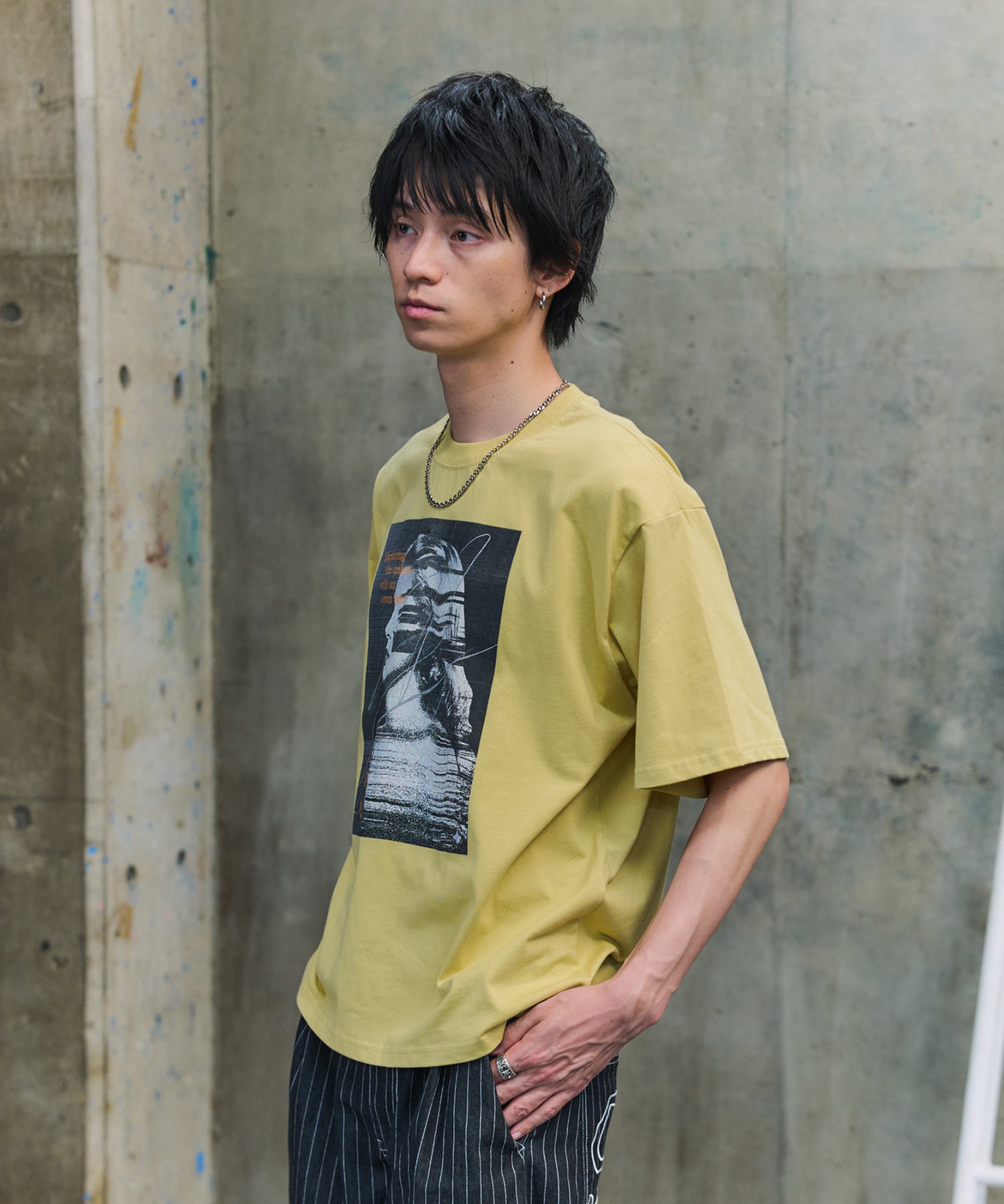 VINTAGE LIKE GRAPHIC PHOTO T-SHIRT / ヴィンテージ風グラフィックフォトTシャツ